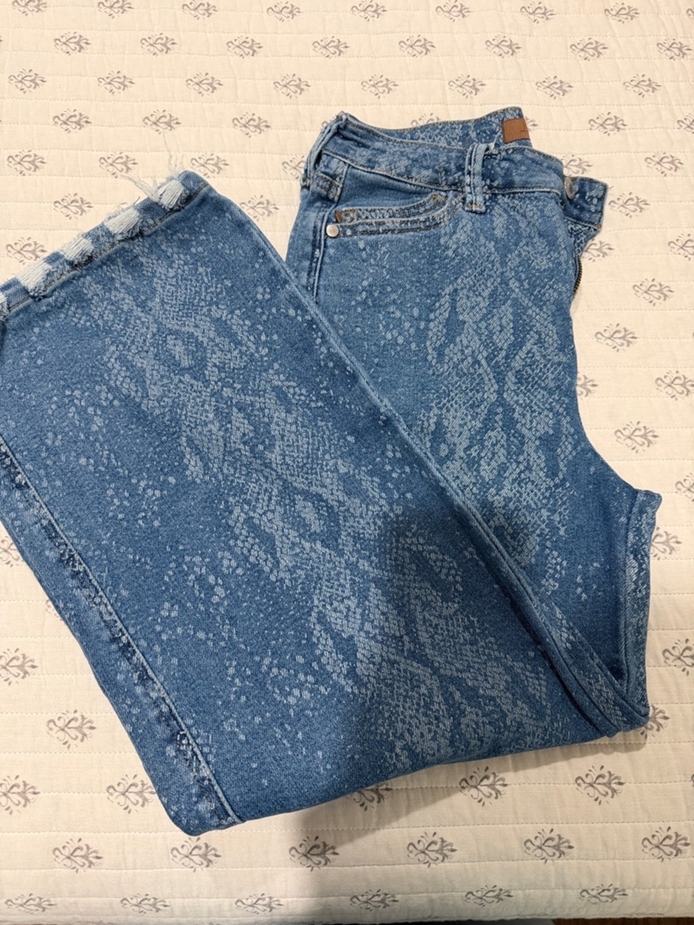 Judy Blue Snake Print Jeans - Picture 2 of 8